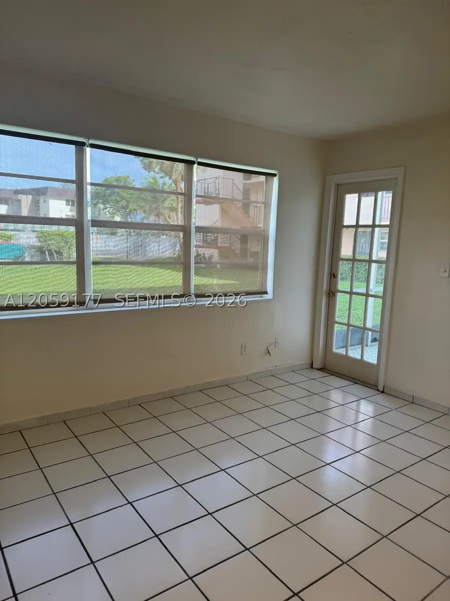 19001 NE 14th #121, Miami, FL 33179 - #3