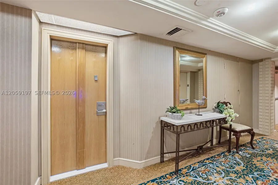 20185 E Country Club #502, Aventura, FL 33180 - #2