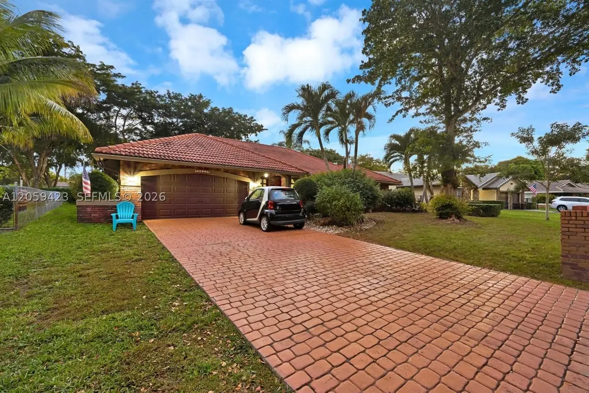 8622 NW 49th, Coral Springs, FL 33067 - #1