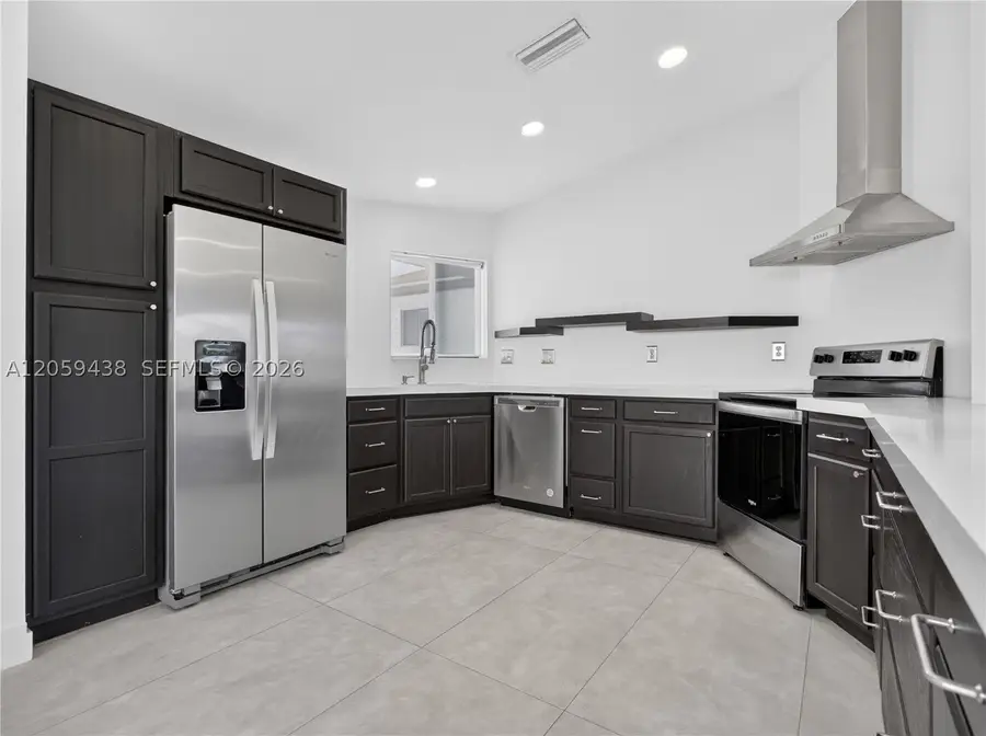 9428 NW 46th, Sunrise, FL 33351 - #2
