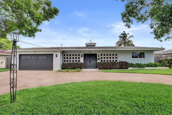 5281 SW 4th, Plantation, FL 33317