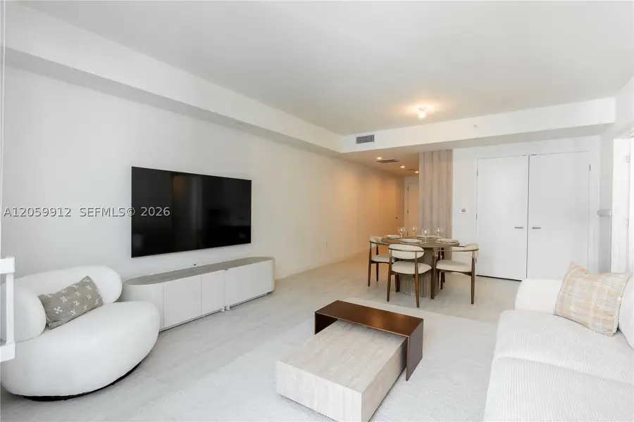 77 SE 5th #3308, Miami, FL 33131 - #3