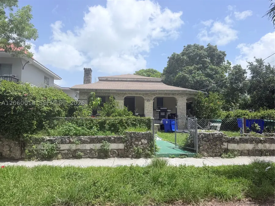 1121 NW 5th, Miami, FL 33128 - #3