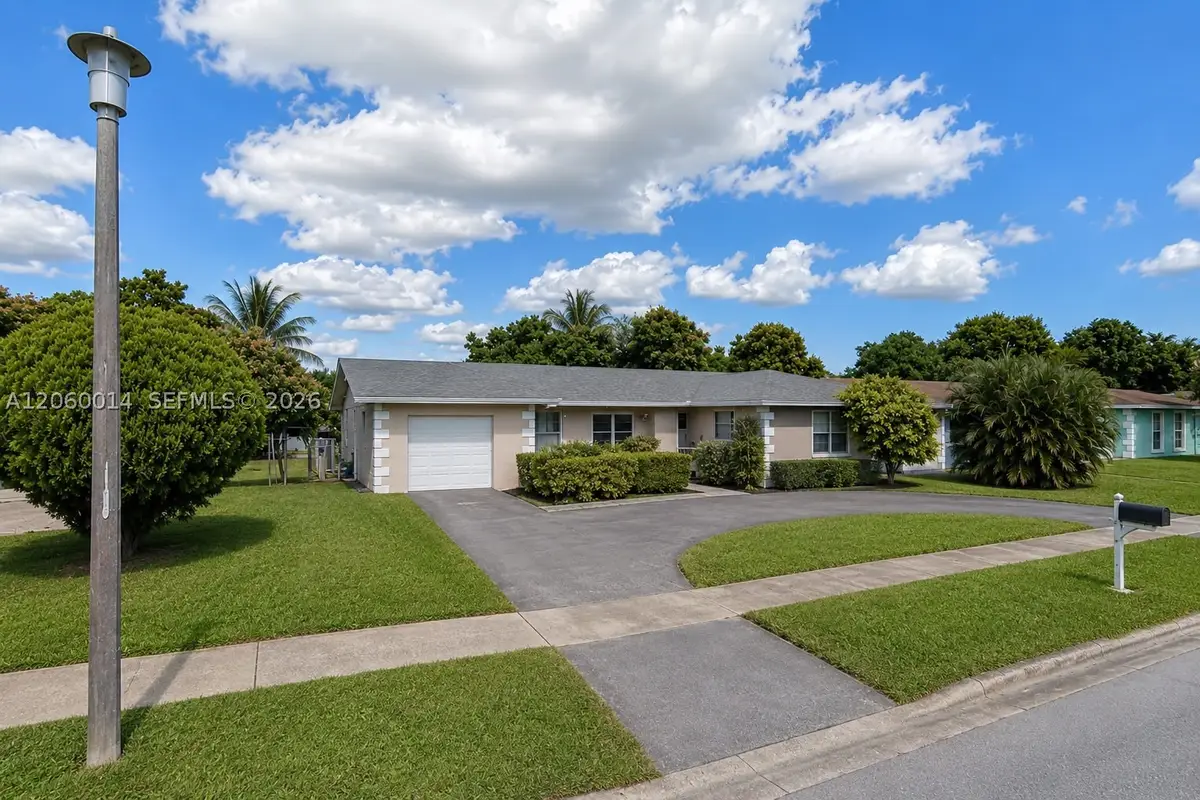 6221 SW 4th, Margate, FL 33068 - #1