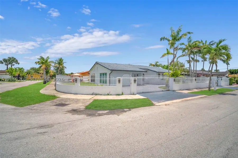 3125 SW 108th, Miami, FL 33165 - #3