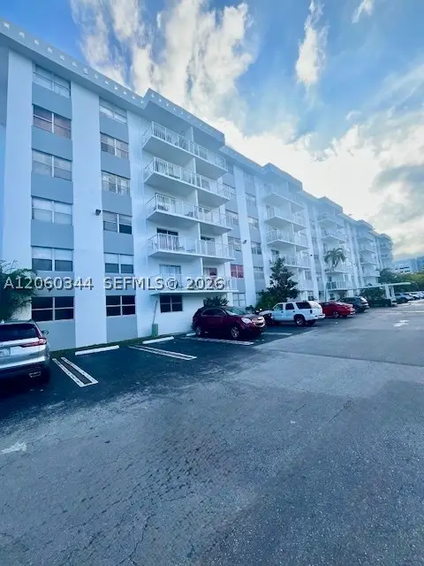 Address Withheld By Seller, North Miami Beach, FL 33160 - #1