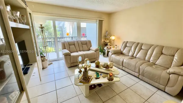 30 NW 87th #C219, Miami, FL 33172