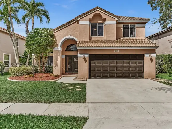 1208 NW 144th, Pembroke Pines, FL 33028