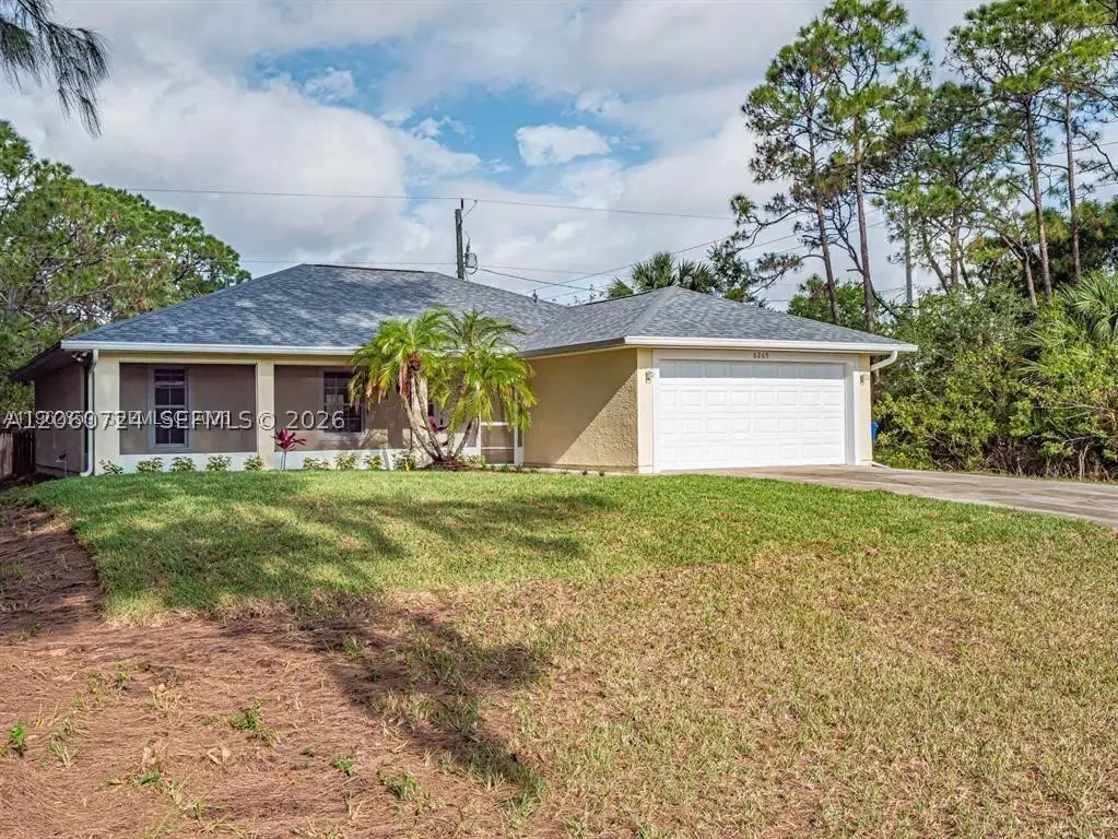 8265 97th, Vero Beach, FL 32967 - #1