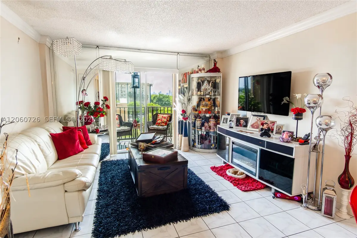 4717 NW 7th #609-10, Miami, FL 33126 - #1