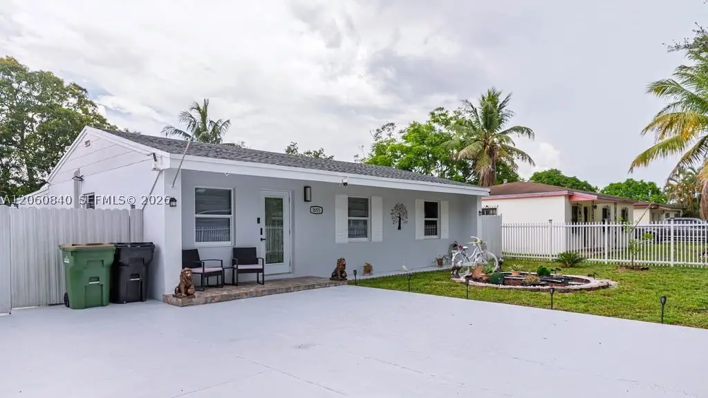 1655 NW 124th, North Miami, FL 33167 - #1
