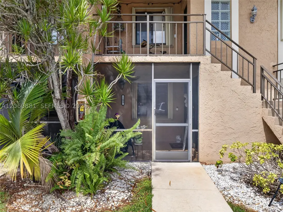205 Lakeview #103, Weston, FL 33326 - #2