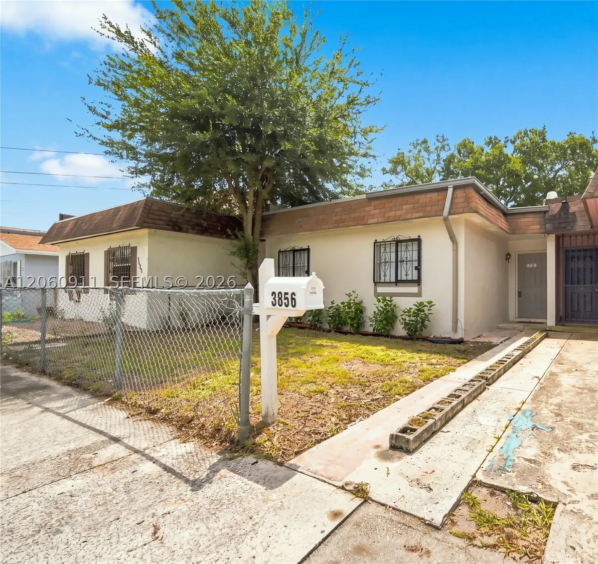 3856 NW 207th St, Miami Gardens, FL 33055 - #1