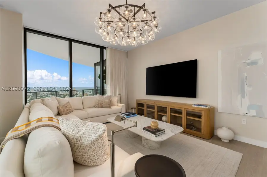 500 Alton #2105, Miami Beach, FL 33139 - #2