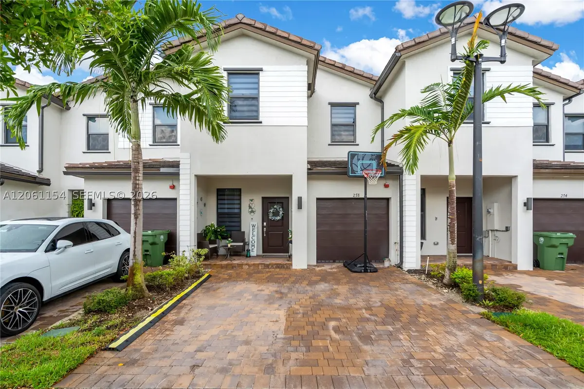 278 SW 159th, Pembroke Pines, FL 33027 - #1
