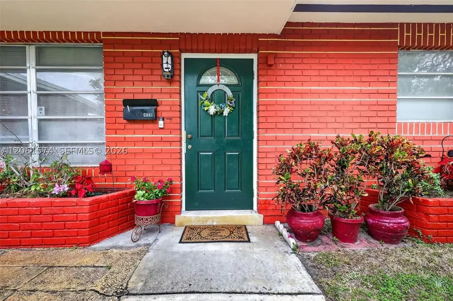 6861 SW 1st, Pembroke Pines, FL 33023 - #2