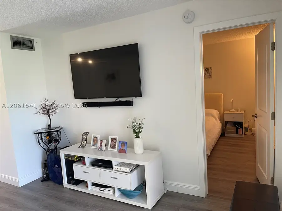 10434 Sunrise Lakes #107, Sunrise, FL 33322 - #3