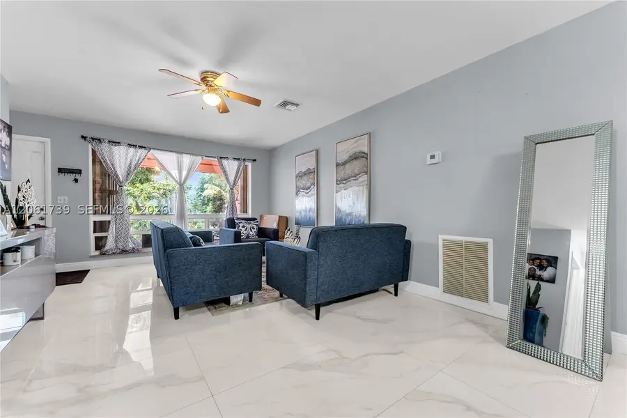 1019 S 29th, Hollywood, FL 33020 - #3