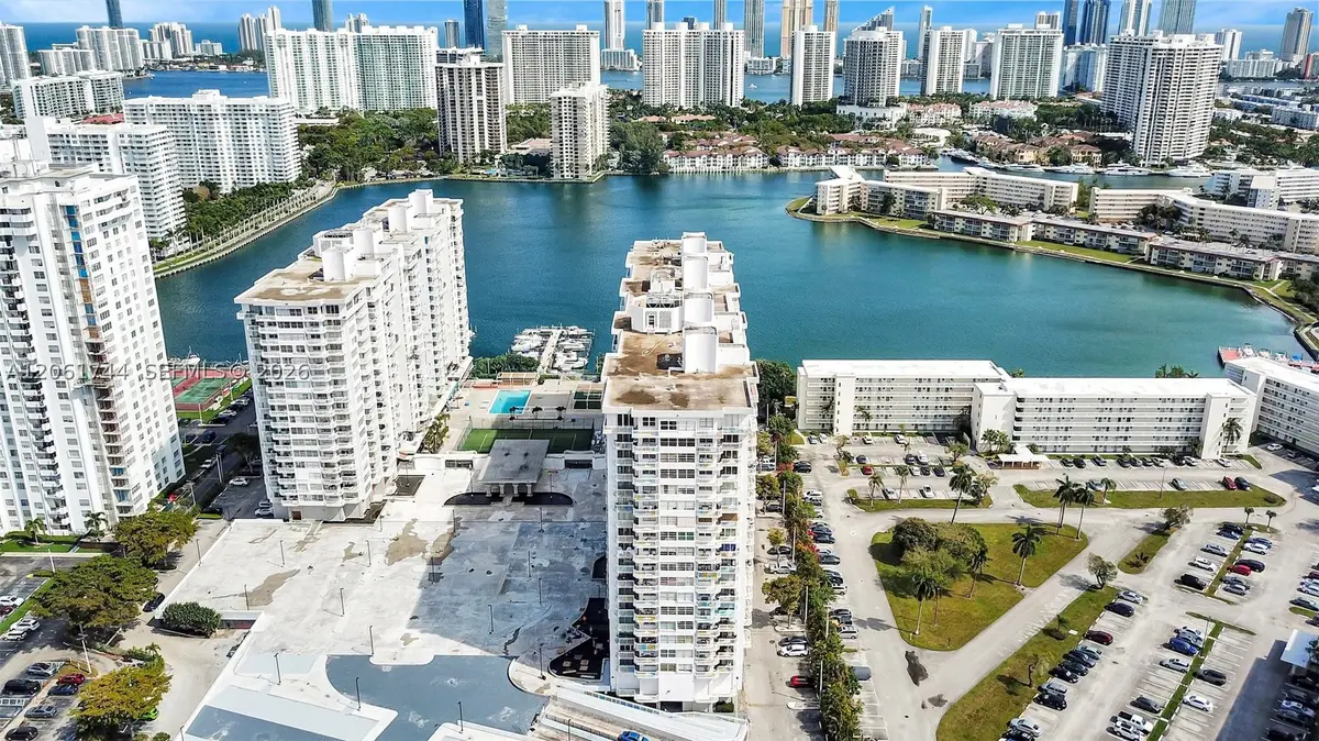 18051 Biscayne #801, Aventura, FL 33160 - #1