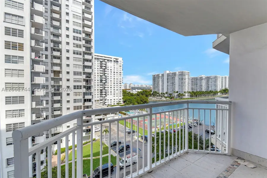 18051 Biscayne #801, Aventura, FL 33160 - #3