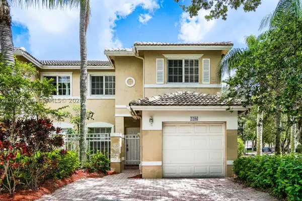 2296 NW 170th, Pembroke Pines, FL 33028