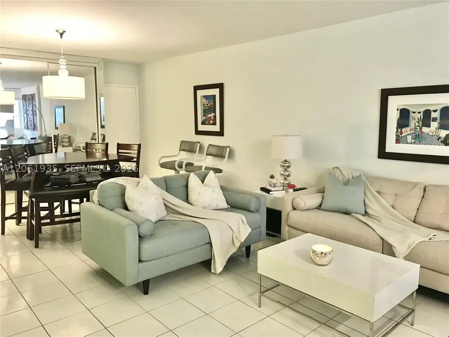 5005 Collins #518, Miami Beach, FL 33140 - #3