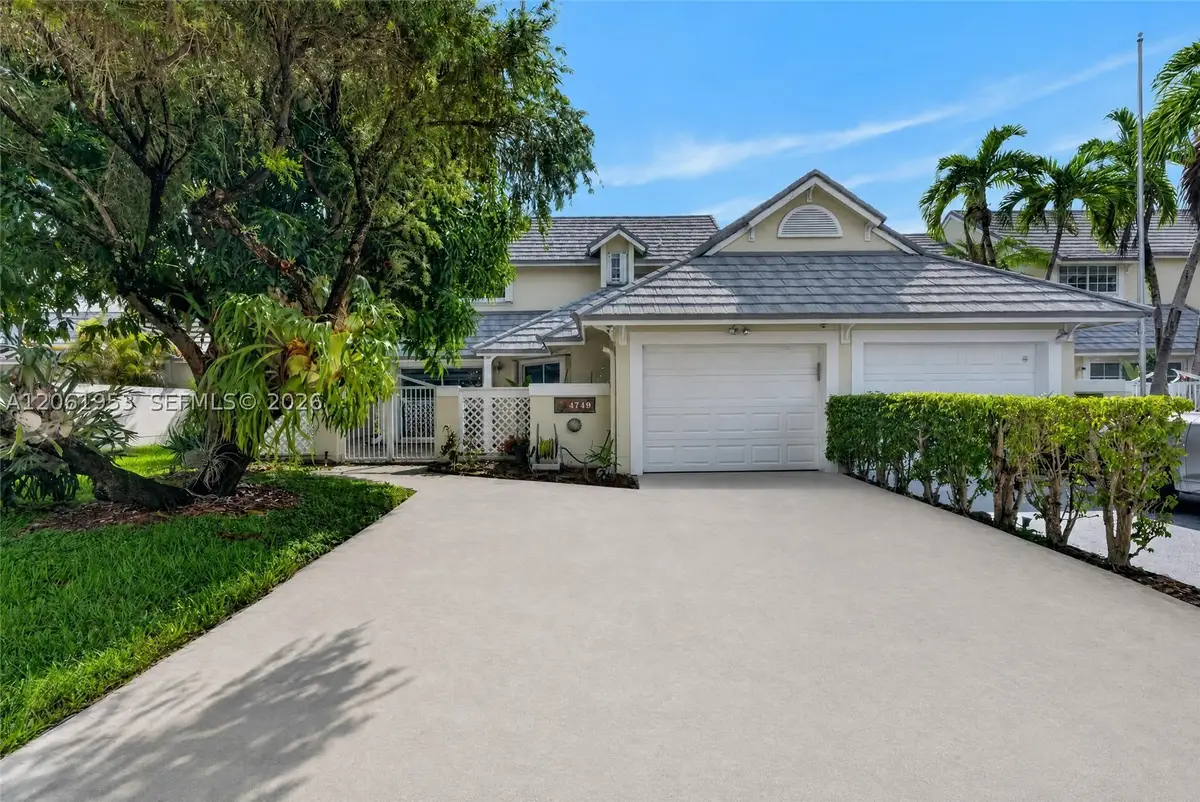 4749 NW 98th, Doral, FL 33178 - #1