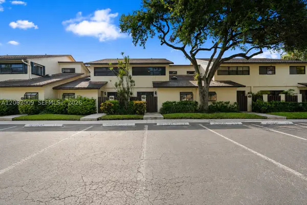 7640 NW 79th #L6, Tamarac, FL 33321