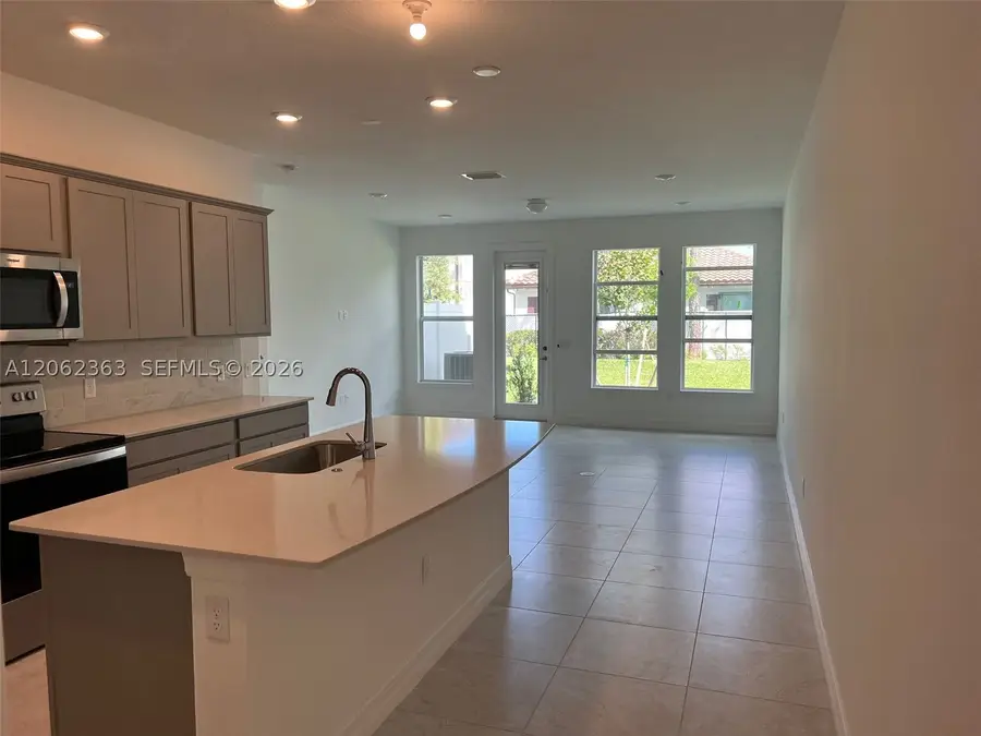 6121 Rancho, Greenacres, FL 33415 - #2