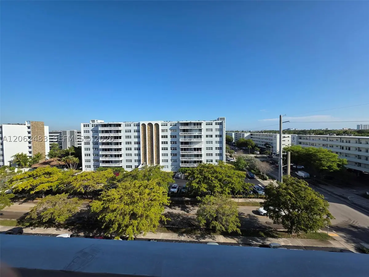 319 NE 14th #702, Hallandale, FL 33009 - #1