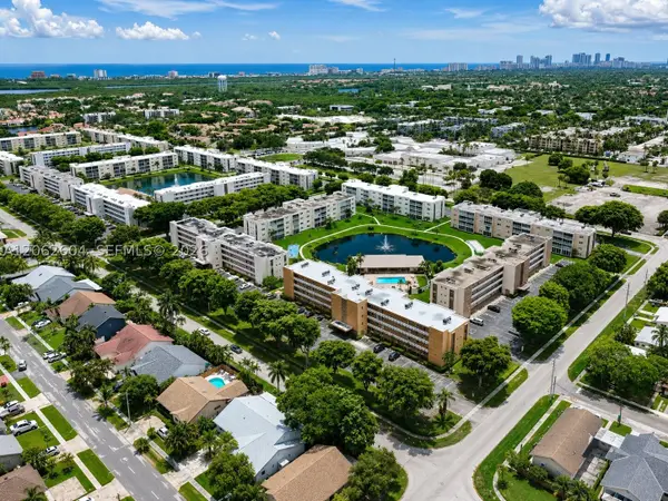 206 SE 10th #203, Dania Beach, FL 33004