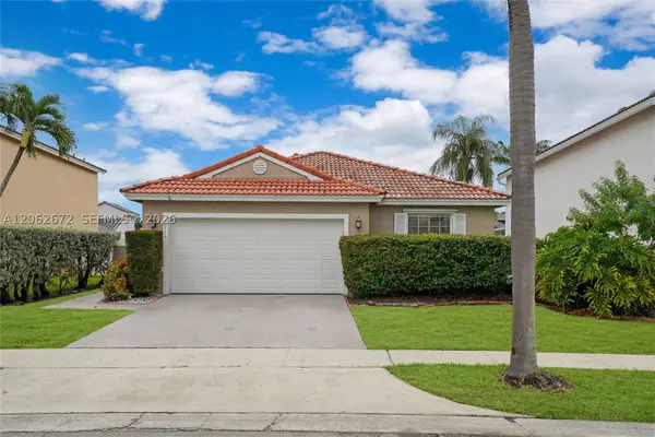 18946 NW 10th, Pembroke Pines, FL 33029