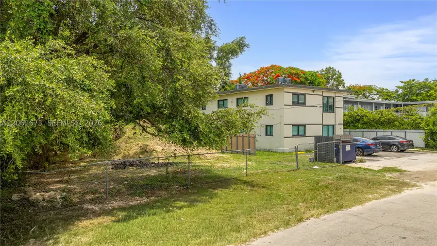 28 NW 76th, Miami, FL 33150 - #2