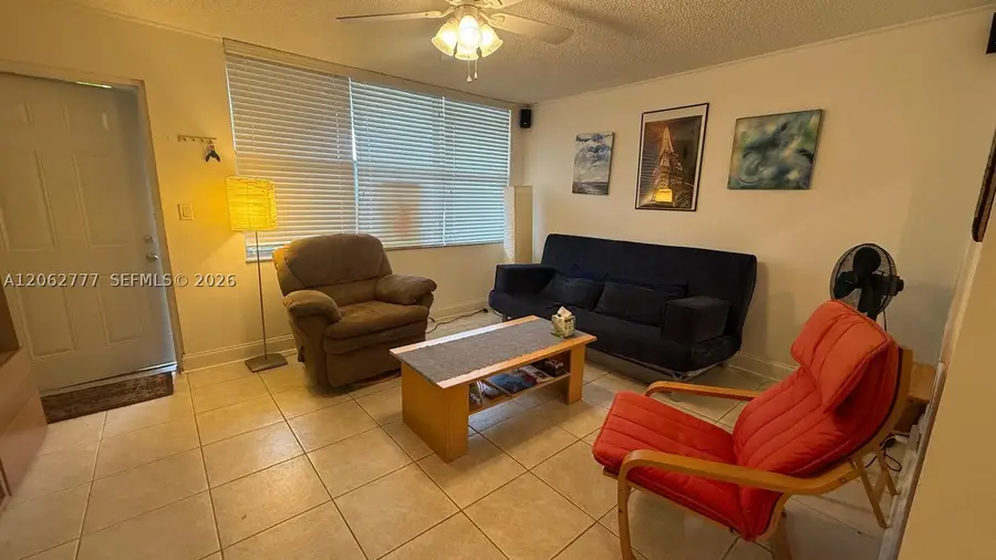 9081 Sunrise Lakes #105, Sunrise, FL 33322 - #2