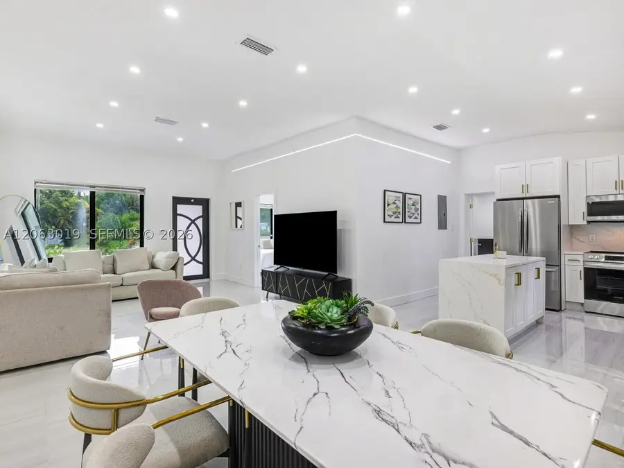 8635 N Miami, El Portal, FL 33150 - #2