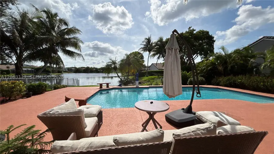 635 SW 200th, Pembroke Pines, FL 33029 - #2
