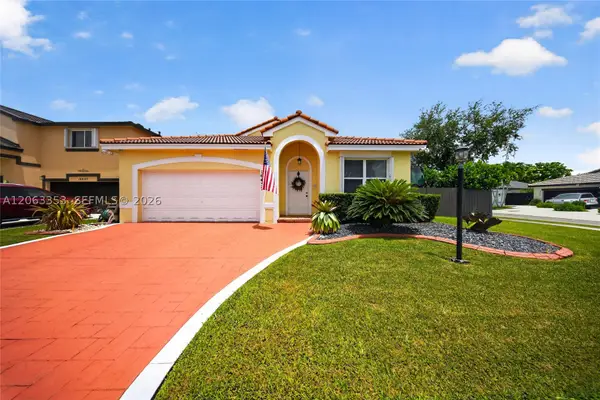 16437 SW 76th, Miami, FL 33193