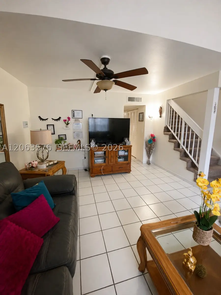 633 N University #14, Plantation, FL 33324 - #2