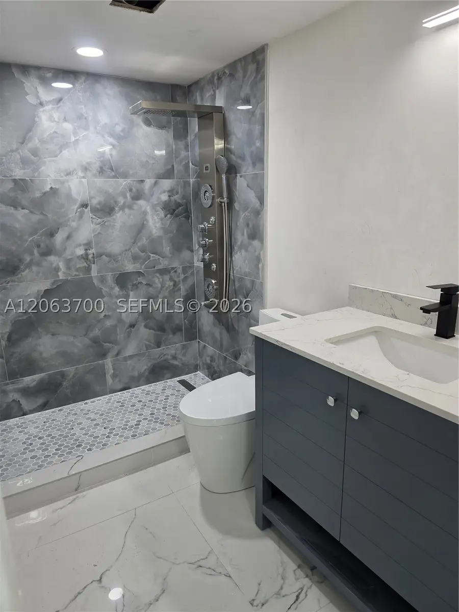 1201 NE 191st #G216, Miami, FL 33179 - #2