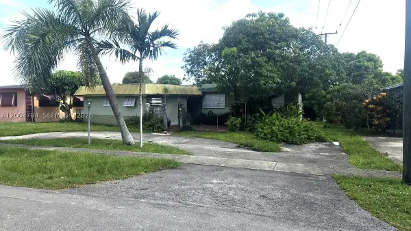 185 NE 129th, North Miami, FL 33161