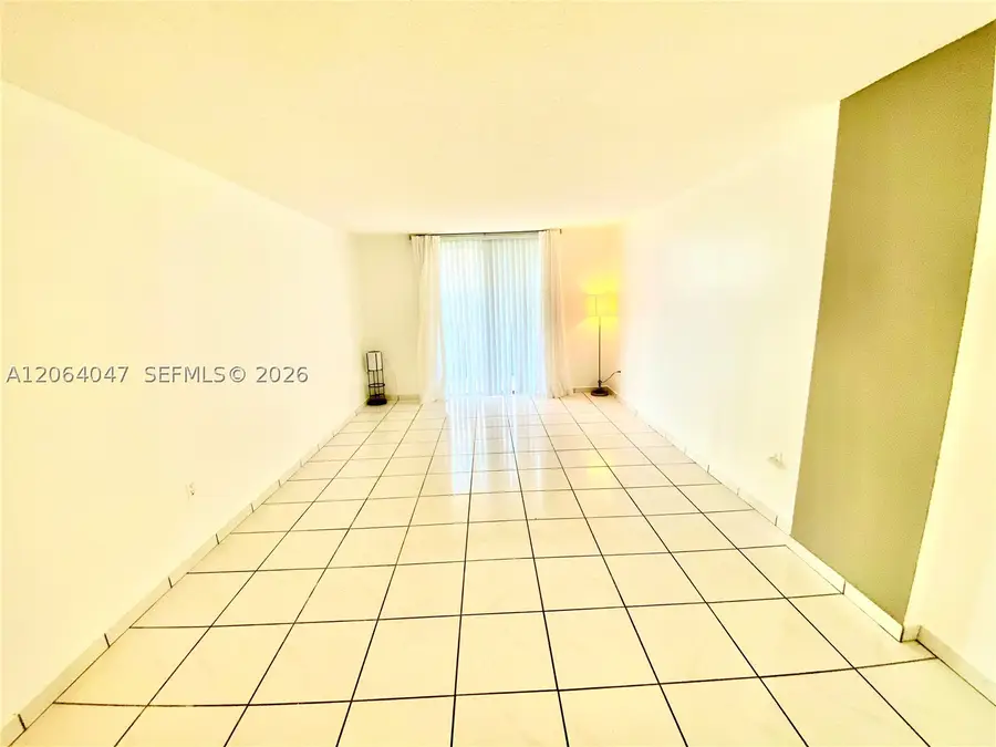 16950 Dixie #A536, North Miami Beach, FL 33160 - #2