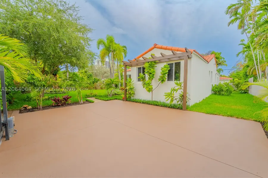 2483 SW 24th, Miami, FL 33145 - #3