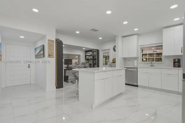 11621 NW 58th, Hialeah, FL 33012