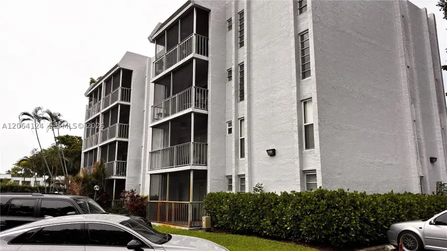 483 N Pine Island #C305, Plantation, FL 33324 - #2