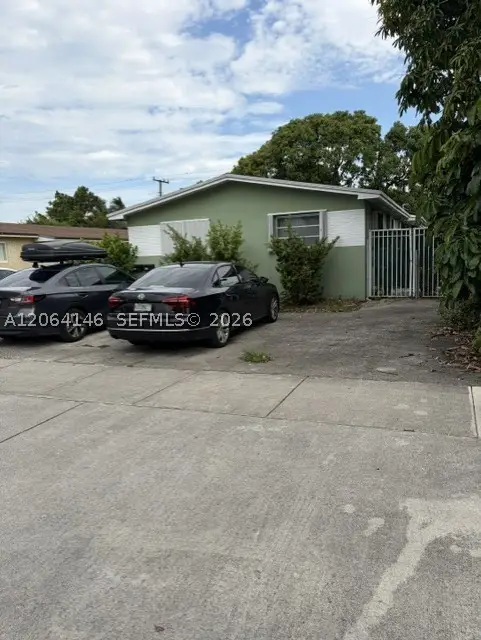 210 E 10th, Hialeah, FL 33010 - #1