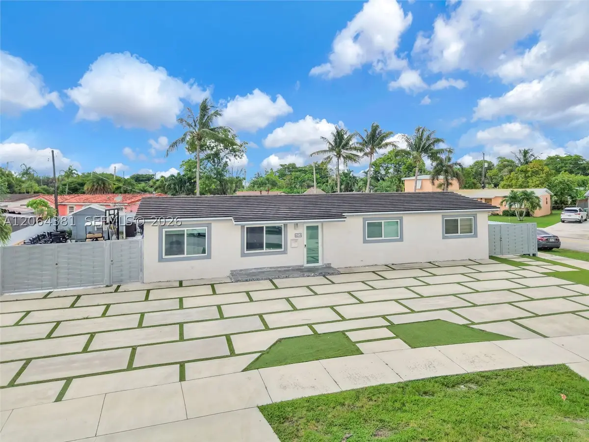 8251 NW 185th, Hialeah, FL 33015 - #1