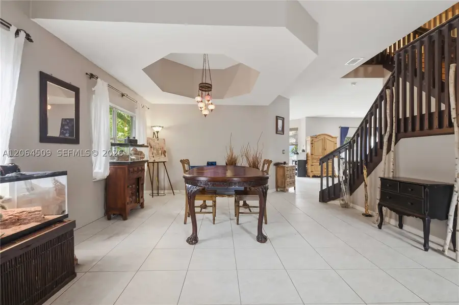 1040 NW 185th, Pembroke Pines, FL 33029 - #3