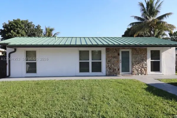 4330 NW 203rd, Miami Gardens, FL 33055