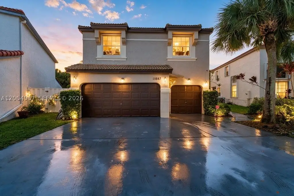15887 NW 11th, Pembroke Pines, FL 33028 - #1