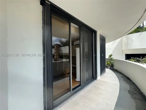 3000 Island #332, Aventura, FL 33160